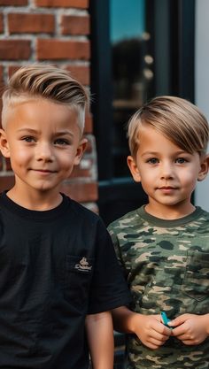 Find the perfect haircut for your active kid with our collection of cool and trendy boys' hairstyles. Get ready to transform their look! Fun Haircut Ideas, Boys Buzzed Haircut, Boys Haircut Ideas, Skater Boy Hair, Boys Hairstyles Trendy, Buzz Haircut, The Perfect Haircut