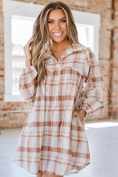 Rock your style with the Higley Plaid Babydoll Mini Dress! This playful dress features a classic plaid pattern and a flattering babydoll silhouette. Perfect for any occasion, this dress will make you stand out with its unique and fun design. Dress it up or down, this versatile piece will become your go-to outfit! Model Info: Models are 5'7", Size 2, wearing smalls Material: 100% Cotton Size Chart (INCH) Sizes Bust Shoulder Sleeve_Length Length Relax Relax Relax Back S 37.0 15.9 23.2 33.9 M 39.4 16.5 23.6 34.6 L 41.7 17.1 24.0 35.4 XL 44.9 18.0 24.4 36.1 Elasticity None Cotton Plaid Mini Dress, White Cotton Plaid Mini Dress, White Cotton Mini Plaid Dress, White Cotton Mini Length Plaid Dress, Plaid Long Sleeve Dress For Daywear, Casual Gingham Mini Dress For Fall, Plaid Cotton Mini Dress, Casual Gingham Plaid Dress For Fall, Fall Gingham Mini Dress