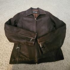 Gorgeous And Beautiful Like New Condition Never Worn Purchased In San Francisco For About 450 Leather Jacket Style Women, Elegant Brown Leather Biker Jacket, Thrift List, November Outfits, October Outfits, Wilsons Leather Jacket, Leather Jacket Style, Thrift Finds, Vintage Leather Jacket