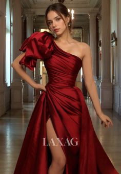 12711 - Red One Shoulder Empire pleats Split Formal Evening Dresses – Laxag Red Carpet Dresses Elegant, Satin Dress Outfit, Designer Formal Dresses, Prom Dresses Sleeveless, Formal Evening Dress, Evening Dress Fashion, Pretty Prom Dresses, Red Lace Dress, Sophisticated Dress