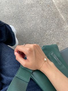 Favourite van Cleef minimalistic bracelet piece Van Cleef Frivole Bracelet, Mini Van Cleef Bracelet, Can Cleef Aesthetic, Van Klif Bracelet, Van Cleef Bracelet Aesthetic, Van Cleef Alhambra Bracelet, Van Cleef Aesthetic, Old Money Accessories, Money Mood