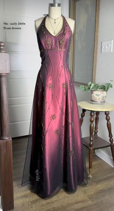 Opera Aesthetic Outfit, 90s Prom Aesthetic, Whimsical Prom Dress, Hippie Prom, Vintage Prom Dresses 90s, Romantic Wedding Dress, Prom Dress Inspo, Balance Beam, Prom Dress Inspiration