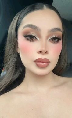 Girly Makeup, Makeup Mistakes, Stunning Makeup, Asian Eye Makeup, Glamour Makeup, Day Makeup, Makeup Designs, Perfect Makeup