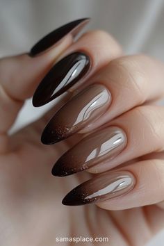 22 Cocoa Brown Winter Nails Art ideas and Designs Brown Holiday Nails, Brown Nails Acrylic Almond, Mocha Brown Nails, Brown Winter Nails, Mocha Nails, Glitter Fade Nails, Winter Nails Art, Glitter Gradient Nails, Faded Nails