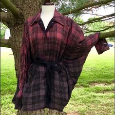 Free People Wish Shirt Tunic Plaid Oversize Flannel Ombre Remove Belt Wine Black Removable Belt * Great Layering Piece New Without Tags * Size: Small *Please Note: The Belt With This Flannel Is Removable And Solid Black * There Is A Line Through The Tag To Prevent Cotton * Poly * Viscose * Wool 68” Around Bust 34" Long Plaid Relaxed Fit Blouse For Fall, Oversized Red Fall Blouse, Fall Daywear Plaid Blouse, Plaid Blouse For Daywear In Fall, Oversized Plaid Top For Daywear, Oversize Flannel, Lace Tunic Dress, Black Tunic Dress, Free People Maxi