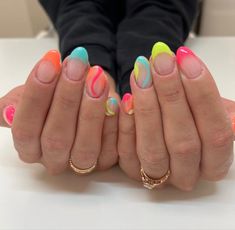 Cute Summer Nail Inspo 2023, Summer Nails All Different Colors, Cute Round French Tip Nails, Preppy Nails Medium Length, Preppy Nails Almond Short, Neon Beach Nails Bright Colors, Bright Summer Nails Simple, French Tip Back To School Nails, Cute Neon Acrylic Nails