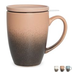 the coffee mug has two different colors on it