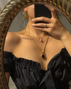 Selfie Snapchat, Boho Styl, Dior Vintage, Heart Necklace Diamond, Tiffany Jewelry, Mode Inspo, A Mirror, 가을 패션, Bustier Top