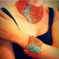 Emerald And Diamond Necklace, Coral Jewelry, Necklace And Bracelet, I Love Jewelry, Statement Jewelry, Jewelry Art, Jewelry Inspiration, Jewelry Sets, Beautiful Jewelry