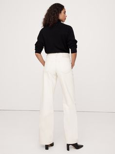 Our Icon Wide-Leg jean is crafted from authentic, non-stretch denim , cut in a leg-lengthening silhouette that's fitted at the waist and hips.  Icon Wide-Leg Fit: High rise.  Fitted through hip and thigh with a wide leg.  Full length.  Regenerative Cotton: This style is made with cotton sourced from Regenagri® certified farms using regenerative farming practices, ones that aim to improve biodiversity and secure the health of the land and those who live on it.  Zip fly with button closure.  Five- Chic Standard Cut Leg Jeans For Fall, Chic White Cropped Jeans For Fall, Chic Rigid Denim Flare Jeans For Fall, Workwear Flare Jeans For Fall, Fall Workwear Flare Jeans With Standard Cut, Fitted White Cropped Jeans For Fall, White Rigid Denim Bottoms, Chic Rigid Denim Bottoms For Fall, Chic Rigid Denim Cropped Jeans For Fall