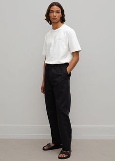 Róhe James Relaxed Fit Trousers - Noir Classic Straight Hem Cargo Pants For Streetwear, Classic Cargo Pants With Straight Hem For Streetwear, Classic Cargo Pants For Streetwear With Straight Hem, Streetwear Bottoms With Welt Pockets And Straight Hem, Relaxed Fit Bottoms With Straight Hem, No Pockets, Relaxed Fit Work Pants With Straight Hem, Classic Straight Pants For Streetwear, Classic Straight Leg Streetwear Pants, Urban Straight Leg Workwear Bottoms