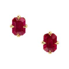 Handmade solitaire bright red octagon ruby stud earrings in 18k yellow gold. Simple and elegant with talon-shaped claws and and close back setting, perfect to wear solo or stacked. Total Ruby Weight 2/0.95 Carats Ruby Stud Earrings, Ruby Earrings Studs, Vintage Stud Earrings, Ruby Earrings, Earrings Stud, Fine Jewels, Gold Stud, Fine Earrings, Jewelry Business