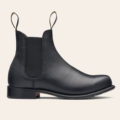 Our premium Heritage series combines unparalleled craftsmanship with extreme comfort. The #153's feature a Goodyear welt sole, premium supple leather, leather lining, black elastic and more. Leather Chelsea Boots Women, Blundstone Black, Blundstone Women, Dress Boots Women, Black Heritage, Blundstone Boots, Suede Leather Boots, Pull On Boots, Leather Chelsea Boots