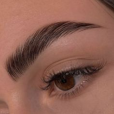 Eyebrow Shapes For Thick Brows, Eyebrow And Lashes, Lamination Brows, Fluffy Eyebrows, Eyebrows Shape, Eyebrows Shaping, Eyebrows Goals, Eyebrow Shapes