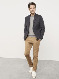 Most men feel more comfortable in a simple sweater, but consider a blazer or sport coat to set yourself apart. Low 1s at oliver cabell workwear jacket: It’s the dress code that nobody wants to see o .. Details of Casual Office Dress Code For Male Spring Outfit To Wear Work Men, click this link: view details Smart Casual Dress Code, Smart Casual Shirts, Office Dress Code, Smart Casual Menswear, Dress Code Casual, Smart Casual Dress