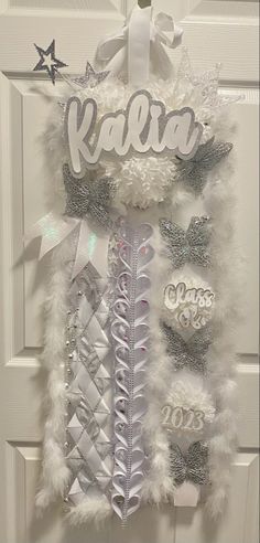 senior homecoming mum
white and silver homecoming mum
hoco mum
senior mum Mums Homecoming Pink, Mums Homecoming Diy, Texas Mums, Senior Year Things, Homecoming Mums Senior, Senior Homecoming, Texas Homecoming Mums, White Mums, Homecoming Week