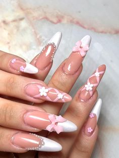 Nail Art Designs For November, Coquet Nails, Pink Nails Ideas 2024, Almond Coquette Nails, Cute Pink Acrylics, Pastel Pink Nails Design, Simple Nail Designs Almond, Cute Medium Nails, Feminine Nail Designs