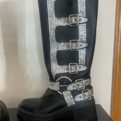 Usa Size 7 Brand ; Ego From Uk/England Brand New Customized With Crystals One Of A Kind Comfy Comfy And Chic Calling All Harley Hot Momma's ! Bling Boots, Ego Shoes, Boot Bling, Moto Boots, Black Shoes, England, Size 7, Women Shoes, Brand New