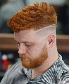 50 Stylish Undercut Hairstyle Variations to copy in 2021: A Complete Guide Men With Round Faces, Best Haircuts For Round Faces, Men With Straight Hair, Skin Fade Hairstyle, Undercut Curly Hair, Ginger Hair Men, The Undercut, Undercut Hairstyle, Haircuts For Round Faces