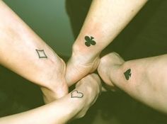 74 Matching Tattoo Ideas To Share With Someone You Love Group Tattoos, Cousin Tattoos, Tattoo Guide, Diamond Tattoos, Sibling Tattoos, Tattoo Zeichnungen, Bff Tattoos, Friendship Tattoos, Matching Tattoo