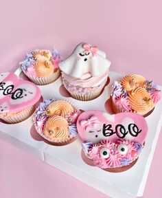 there are many cupcakes that have been decorated in the shape of heart shaped animals