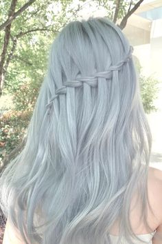 Cute aesthetic beautiful light blue cyan hair color colour Angelwing Pale Blue Hair Aesthetic, Cyan Hair Color, Light Blue Hair Aesthetic, Tilly Core, Long Light Blue Hair, Gray Blue Hair, Light Blue Hair Dye, Light Blue Hair Color, Pale Blue Hair