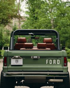 A Classic Ford Broncos built Coyote Series in Boxwood Green Old Bronco Ford, Forest Green Bronco, Vintage Bronco Interior, Vintage Bronco Ford, Restored Ford Bronco, 1969 Bronco, Vintage Ford Bronco Interior, Old Ford Bronco Aesthetic, Green Ford Bronco