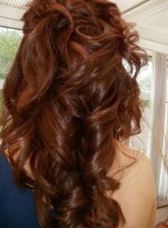 Autumn Hair Colours, Hairstyles On Natural Hair, Dark Ginger Hair, Hairstyles Girl, Best Hairstyles For Women, Autumn Hair, Red Hair Inspo, Brown Hair Inspo, Ginger Hair Color