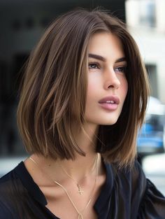 Chic Chin-Length Haircuts for All Hair Types 2024 Medium Bob Straight Hair, Short Straight Hair Cuts For Women, Short Hair Haircuts For Women, Chin Length Bangs, 1c Hairstyles, Chin Length Hair With Curtain Bangs, French Bob Haircut Short, Collarbone Length Hair Straight, Bob Cut With Layers