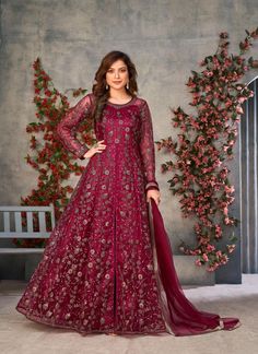 Designer Lehnga Choli, Long Anarkali Gown, Baju Kahwin, Celana Fashion, Sangeet Outfit, Designer Anarkali, Wedding Reception Dress, Anarkali Gown