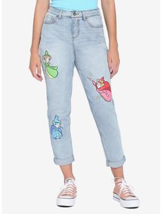 Disney Sleeping Beauty Fairies Mom Jeans Flora Fauna And Merryweather, Light Wash Mom Jeans, Sleeping Beauty Fairies, Disney Trip Outfits, Mom Jean Fits, Plus Size Disney, Disney Clothing, Disney Inspired Fashion, Disneyland Outfits