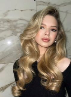 Big Hair Inspiration, Hair Ideas For Events, Classic Hollywood Hair Wedding, Big Full Curls For Long Hair, Old Holly Wood Hair, Soft Romantic Curls Wedding, Bridal Hair Inspo Updo, Big Hollywood Hair, Soft Glam Hairstyles