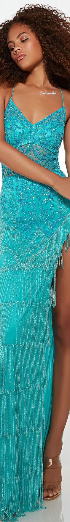 #CaribbeanSilver #Jadranka #AlyceParis #Turquoise #Fringes  #Sparkle 🌟 #Classy #FashionStyle Alyce Paris, Look Chic, Creative Fashion