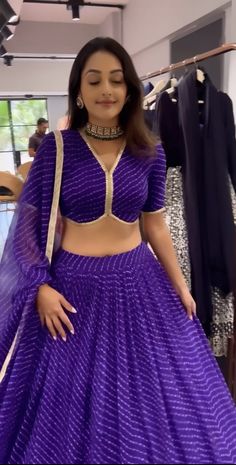 Baby Sweater Embroidery, Purple Lehenga Choli, Embroidery Gift Ideas, Books Embroidery, Hoops Embroidery, Embroidery Books, Purple Lehenga, Outfit Designer, Sweater Embroidery