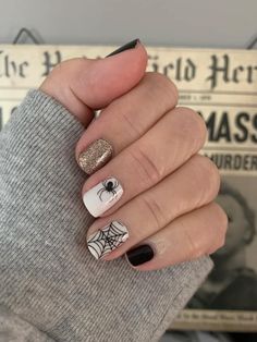 Rodeo Nails, Business Competition, Winter Nail Art Designs, Black Halloween Nails, Booming Business, With Nails, Party Nails, Winter Nail Art, Winter Nail