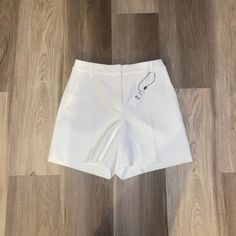 Express White Trouser Shorts Zipper, Clasp, And Button Front Pockets Front And Back Security Tag Still On As Pictured Perfect Elevated Look For Summer Size 0 Waist 14in Laying Flat Trouser Shorts, Bermuda Shorts Women, Pleated Jacket, White Short Dress, Bow Detail Dress, Jeans For Short Women, Shorts White, High Rise Shorts, Khaki Shorts