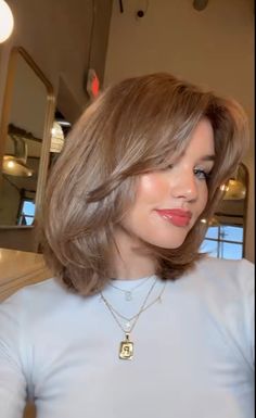 Bentuk Alis, Hair Inspiration Short, Hairdos For Short Hair, Short Hair Tutorial, Shoulder Length Hair Cuts, Hair Stylies