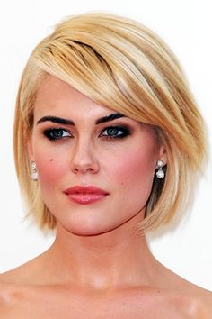 14 Best Pixie Cuts and Bobs for Your Face Shape I LOVE THIS CUT! Rachael Taylor, Long Face Haircuts, Hairstyle Tips, Blonde Bob Hairstyles, Chin Length, Receding Hairline, Face Shape Hairstyles