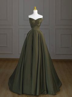 Green Long Prom Dress, Prom Dress Green, Prom Dresses Long Pink, Black Homecoming Dress, Pink Evening Dress, Stunning Prom Dresses, Blue Homecoming Dresses, Blue Dress Formal, Blue Evening Dresses