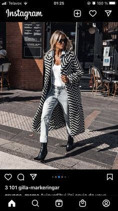 Summer Work Dresses, Ripped Jeans Style, Tshirt Outfit, Estilo Hippie, London Outfit, Chic Fall Outfits, Casual Winter Outfits, Casual Fall Outfits