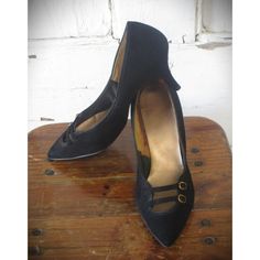 1960's Vintage Di Orsini Black Suede Heels. Size 7 1/2. Black Leather Double Strap Vamp with gold tone "buckle" detail. 3" Heel. Man made Sole. Estate Vintage Items in Very good Condition. Clean and ready to wear. FAST US shipping Please check out our other listings for more Fab Vintage Items. Vintage Closed Toe Kitten Heels, Retro Heels For Evening, Retro Fitted Heels For Evening, Vintage Kitten Heels With Pointed Toe, Vintage Formal Fitted Kitten Heels, Elegant Pointed Toe Heels For Vintage Fashion, Retro Pointed Toe Court Shoes For Evening, Vintage High Heel Court Shoes For Party, Retro Evening Court Shoes With Pointed Toe