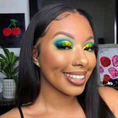 Face Beat, Green Eye, Makeup Eye Looks, Creative Eye Makeup, Creative Makeup Looks