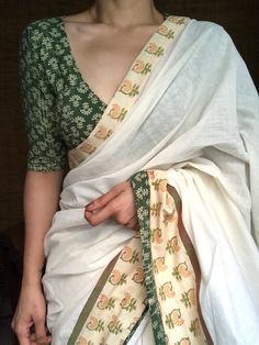 White Saree With Full Sleeve Blouse, Casual Sari Look, Stylish Cotton Sarees, Cami Blouse Saree, Cottagecore Saree, Suti Saree Design, Blouse Design For Short Height Women, Casual Sarees Classy, Margazhi Sarees