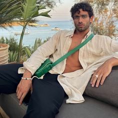 Vacation Outfits Men, Latino Men, Casual Dressing, Best Dress, Mens Casual Dress Outfits, Old Money Aesthetic