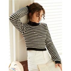 -Item Id 38570023 -Details: Contrast Binding -Neckline: Round Neck -Sleeve Type: Regular Sleeve -Style: Casual -Type: Pullovers -Color: Black And White -Pattern Type: Colorblock, Geometric, Plaid -Sleeve Length: Long Sleeve -Length: Crop -Temperature: Late Fall (10-17/50-63) -Fit Type: Regular Fit -Fabric: Slight Stretch -Material: Fabric -Composition: 55% Viscose, 27% Polyester, 18% Polyamide -Care Instructions: Machine Wash Or Professional Dry Clean -Sheer: No **Open To Offers!!!** **Bundle To Knitted Sweater Pattern, Knit Sweater Outfit, Plaid Sleeve, Late Fall, Sweater Knitting Patterns, Sweater Pattern, Knitted Sweater, Sleeve Type, Sweater Outfits