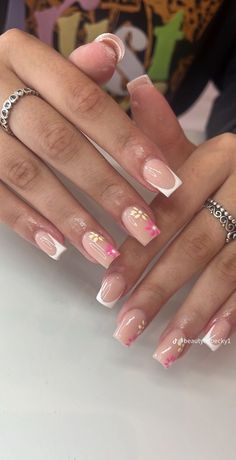 Holiday Acrylic Nails, Unghie Sfumate, Spring Acrylic Nails, Simple Gel Nails, Summery Nails, Girly Acrylic Nails, Basic Nails, French Tip Acrylic Nails, Her Nails