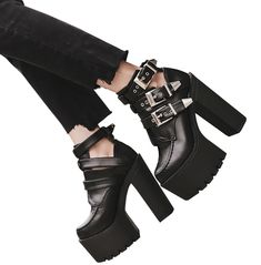 Take the plunge into the darker side of fashion with these gothic-inspired black pu leather & rubber women's buckles ankle strap high heels. perfect for adding a bit of edge to any outfit, these shoes will make you stand out from the crowd! Goth Shoes, Goth Boots, Gothic Boots, Gothic Shoes, Preppy Shoes, High Heels Boots, Boots Patterns, Rock Outfit, Black Platform Heels