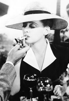 Now Voyager (1942) Bette Davis’s transformation from a deeply dowdy (read: traumatized) 30-ish homebody to the glamorous woman of the world she becomes once she gets away from her soul-crushing mother ….. Jean Harlow