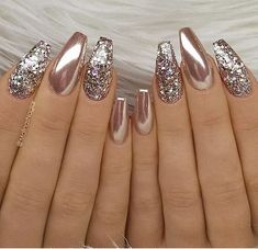 Rose Gold Nail Art, Nail Desi, Gold Nail Art, Her Nails, Rose Gold Nails, Glamorous Nails, Gold Beauty, Art Gold, Glitter Nail