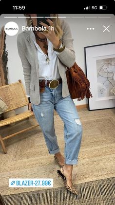 Classy Relaxed Outfits, 40 Woman Outfits, How To Wear Pins, 2025 Winter Outfits, How To Dress In Your 40's For Women, Backyard Wedding Outfit, Wearing Vs Styling Outfits, Spring Looks For Women, Stylish Women Over 50